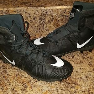 Nike Force Savage Cleats/Spikes